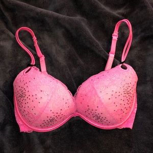 Victoria’s Secret “Sexy Little Things” bra